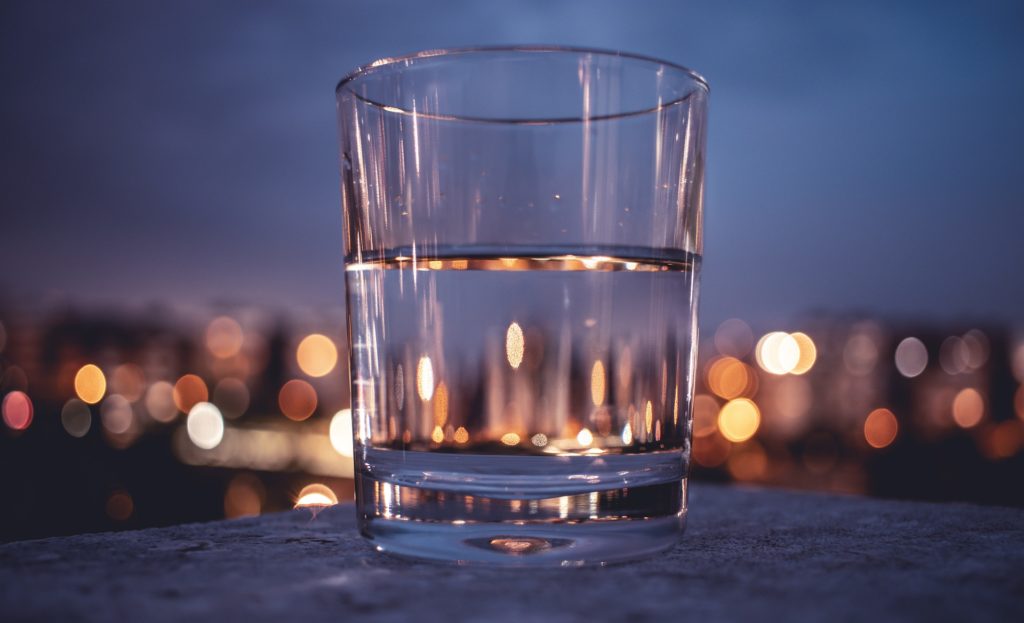 L'eau pour renforcer votre système immunitaire naturellement